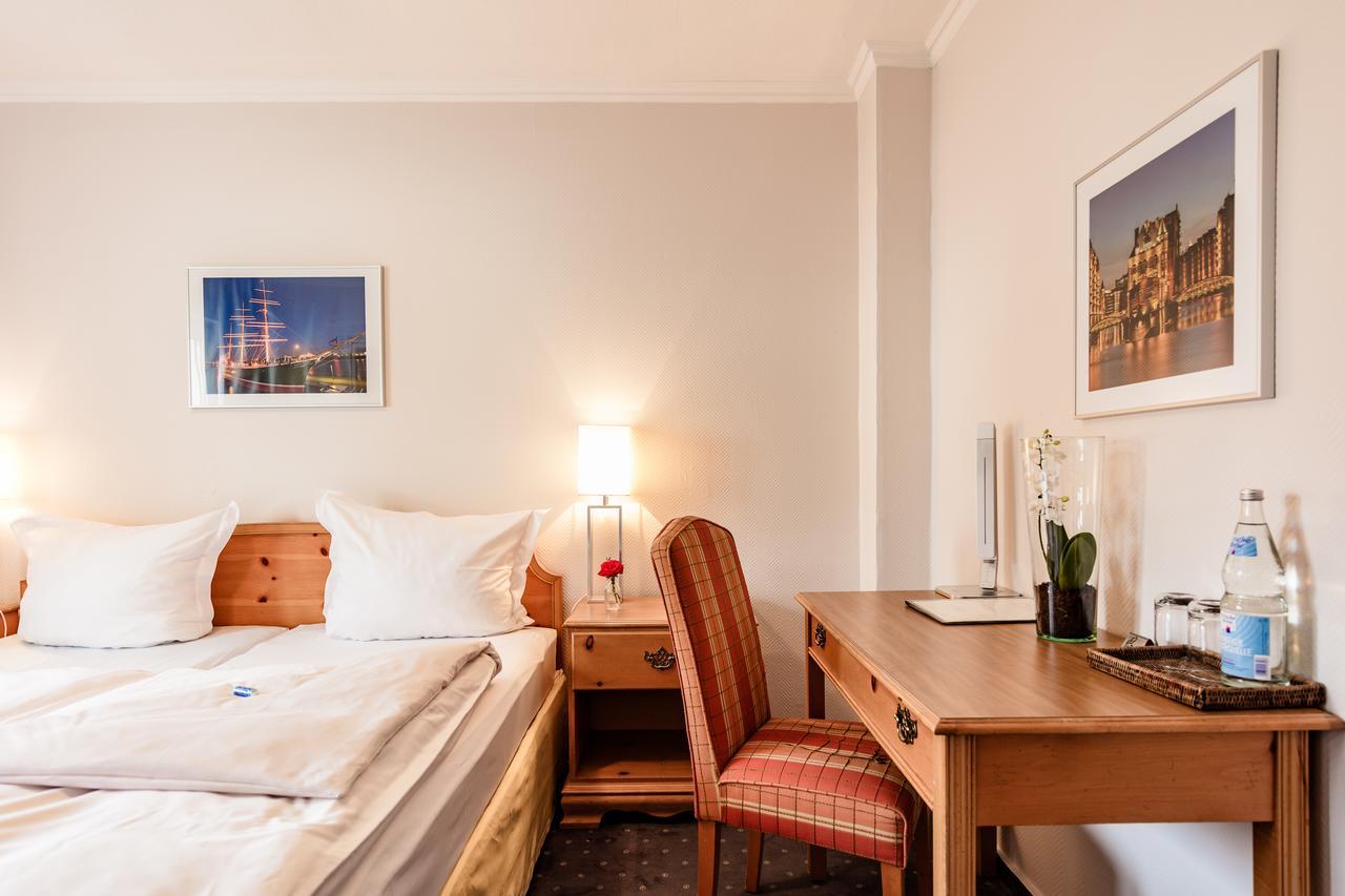 Budget by Zeppelin Hotel Hamburg-Harburg Buitenkant foto