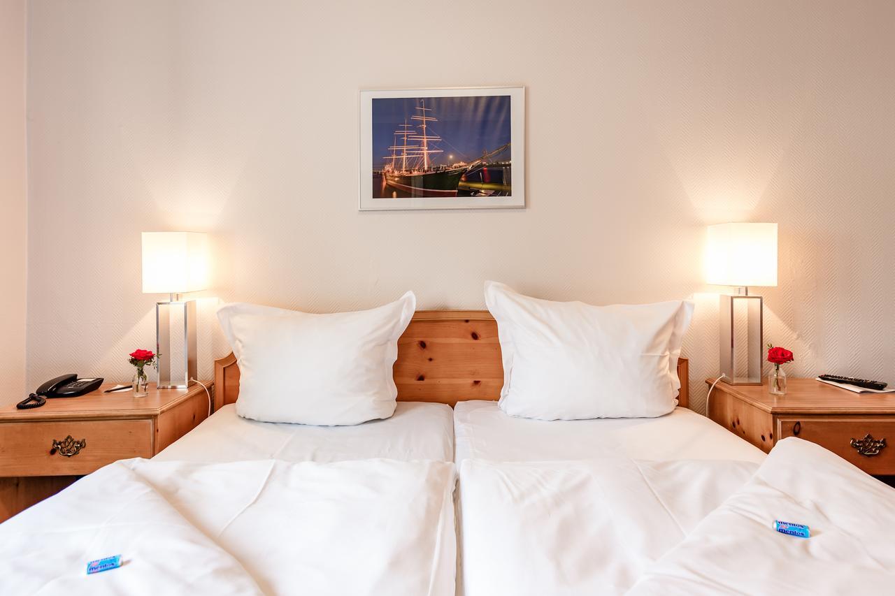 Budget by Zeppelin Hotel Hamburg-Harburg Buitenkant foto