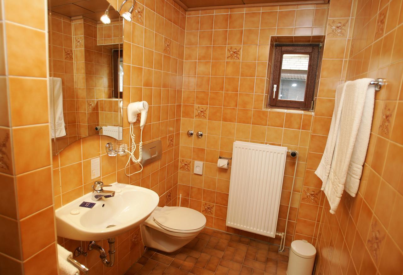 Budget by Zeppelin Hotel Hamburg-Harburg Buitenkant foto